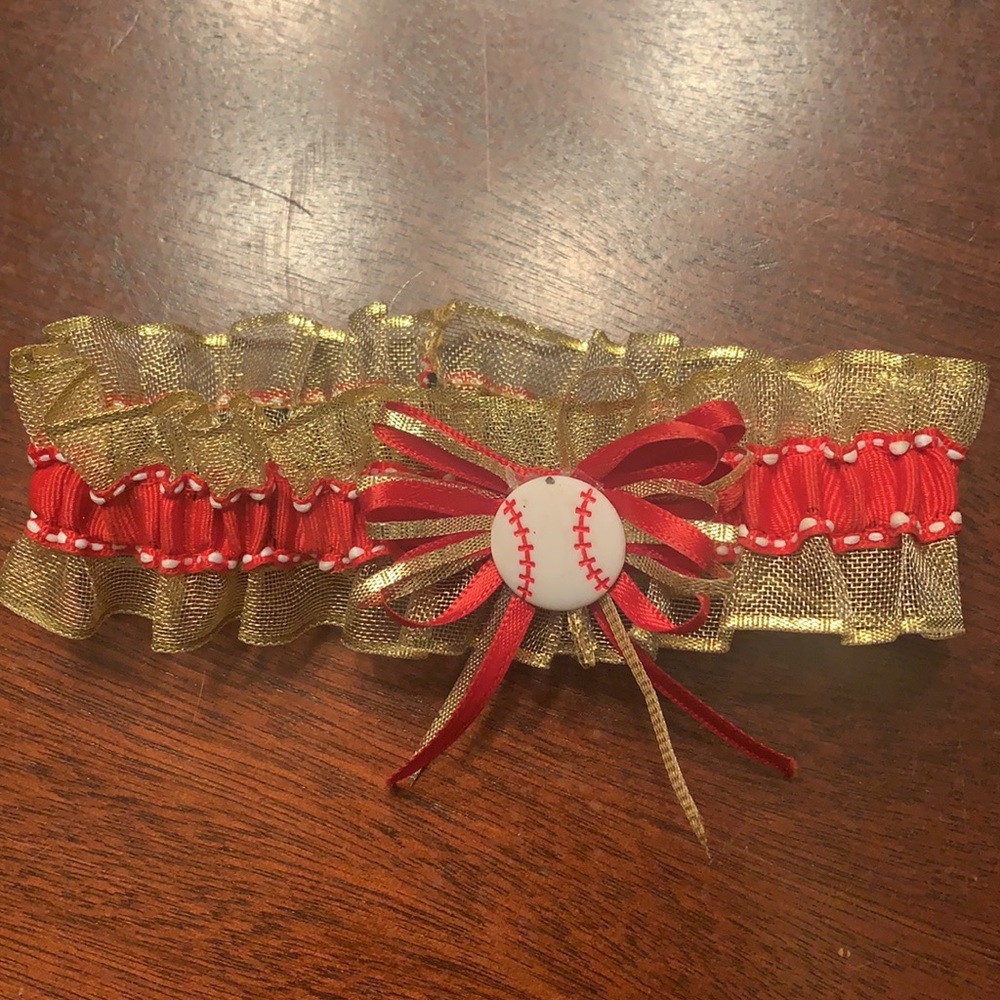Baseball Garter - Picture 3 of 4